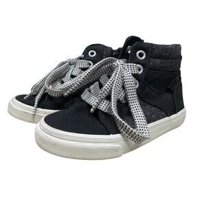 *LAST CHANCE SALE ITEM* Black High Tops - Old Navy - 6C